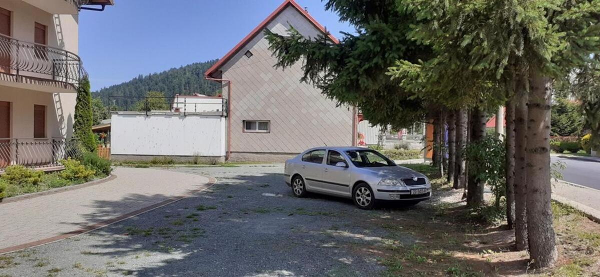 Apartments With A Parking Space Fuzine, Gorski Kotar - 19537 Extérieur photo